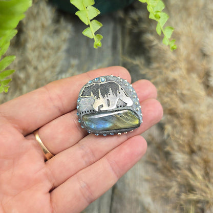 Handmade brooch with labradorite and bear design – polymer clay pin symbolizing strength and protection, unique nature-inspired jewelry.